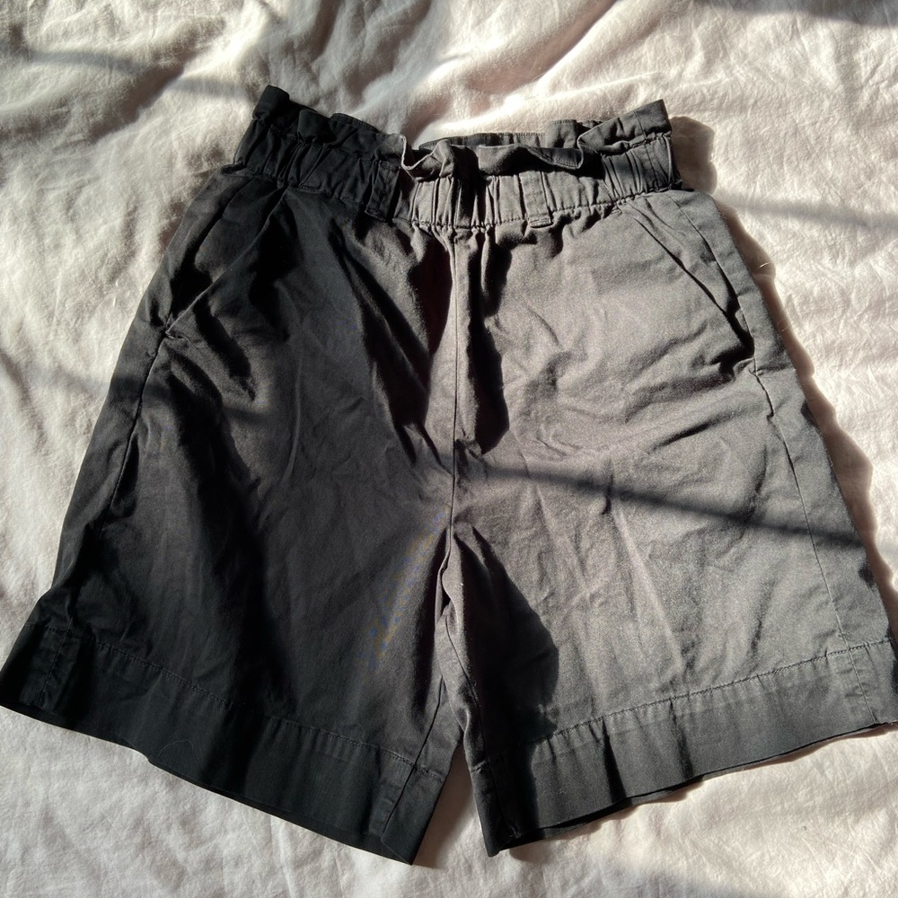 Everlane Paperbag Short